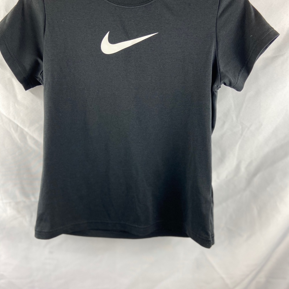 Black Youth Large Nike DRI-FIT T-Shirt